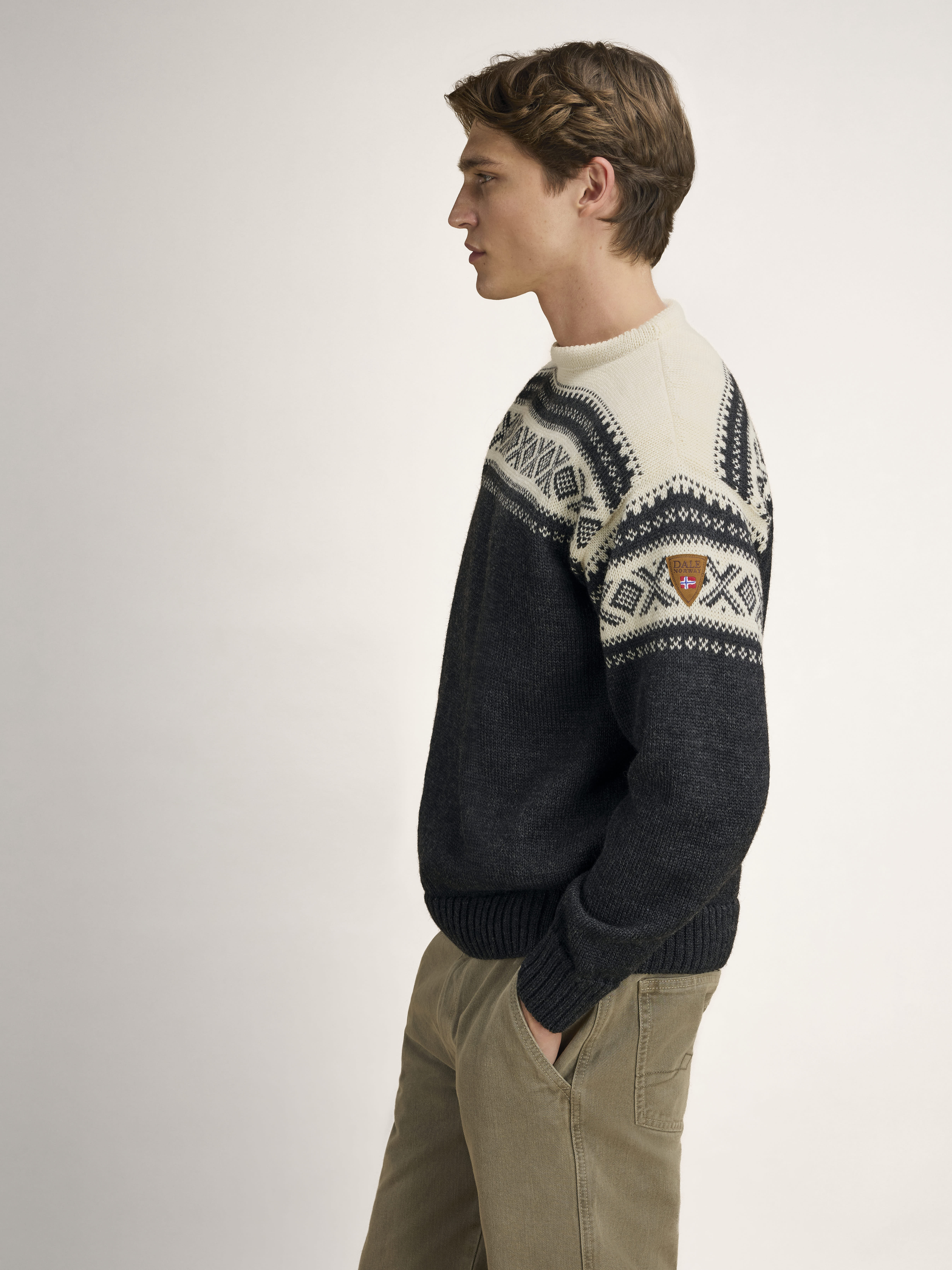 Cortina 1956 Sweater - Norwegian Wool Dark Charcoal