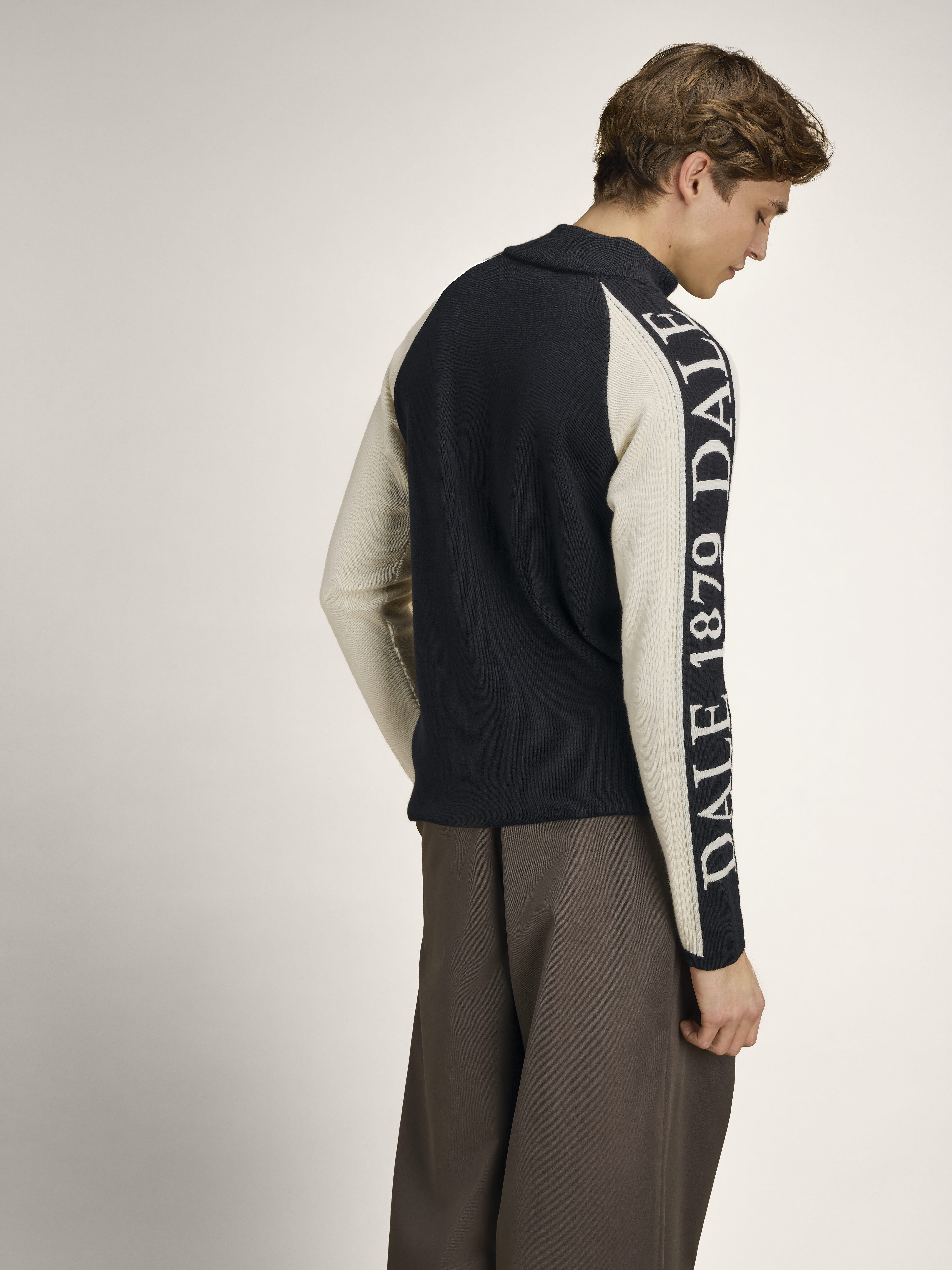 Skarstind 1879 Men's Sweater Black Offwhite
