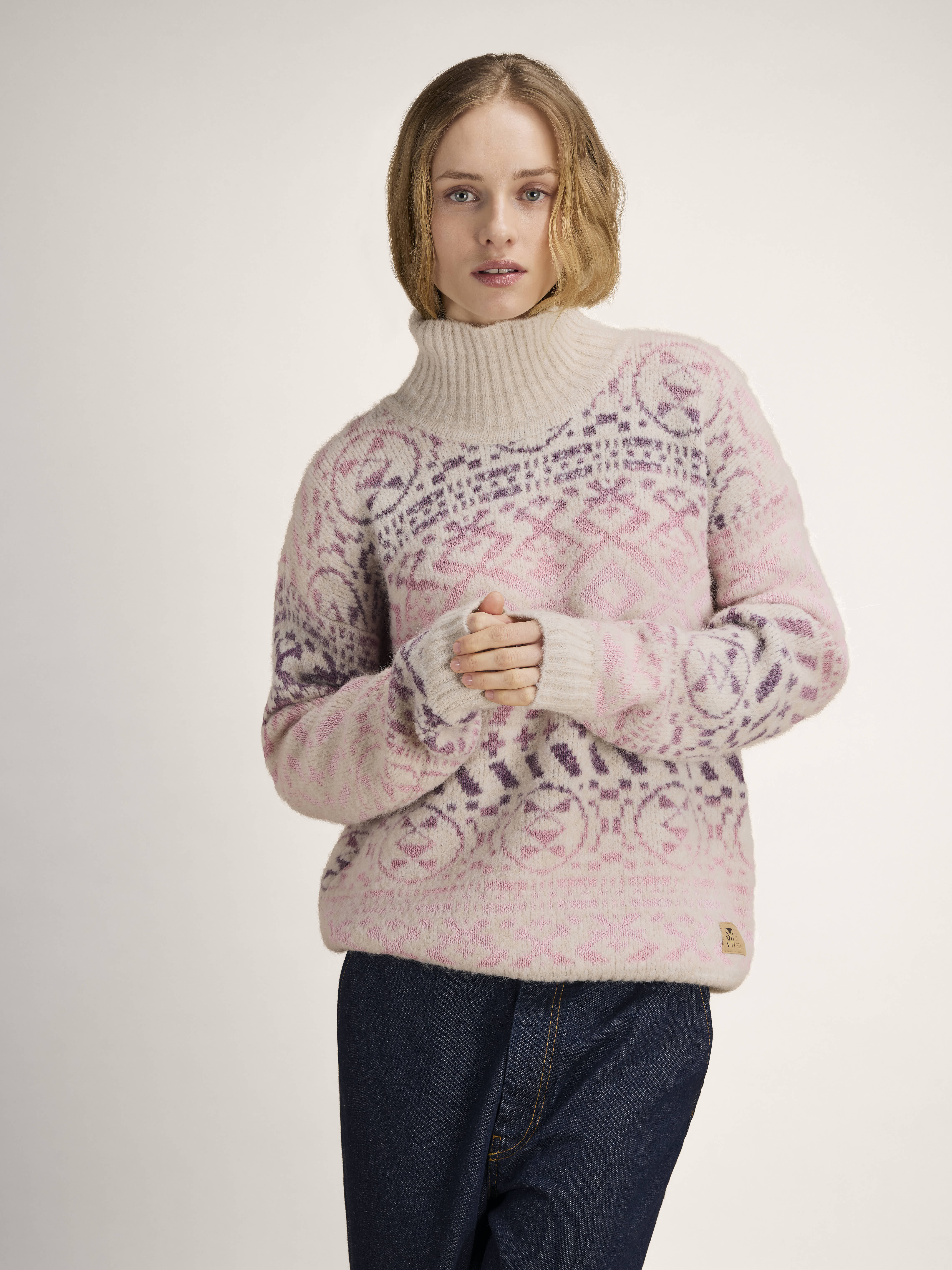 Highland Women's Sweater Offwhite  Pink Ombre